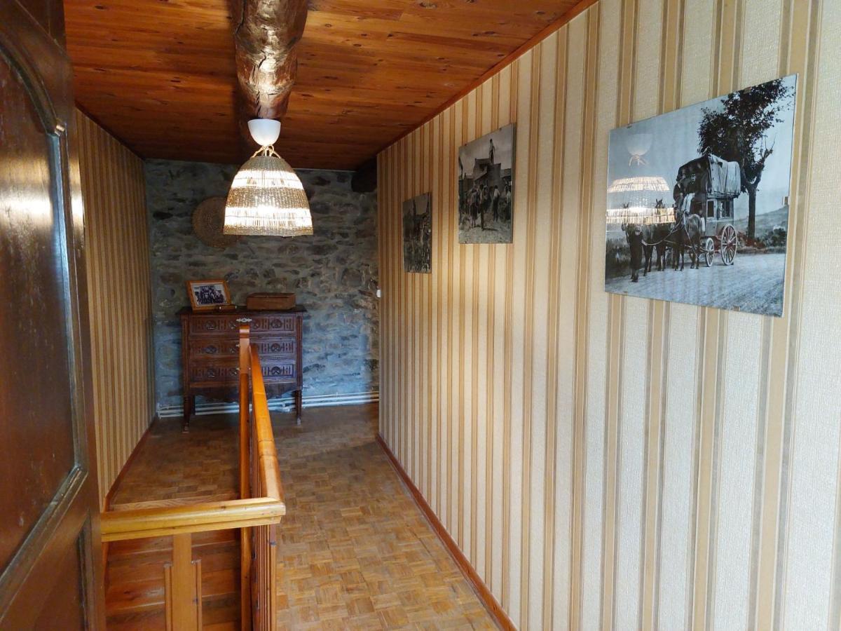 Charmante Maison A La Campagne Au Coeur Des Premiers Volcans